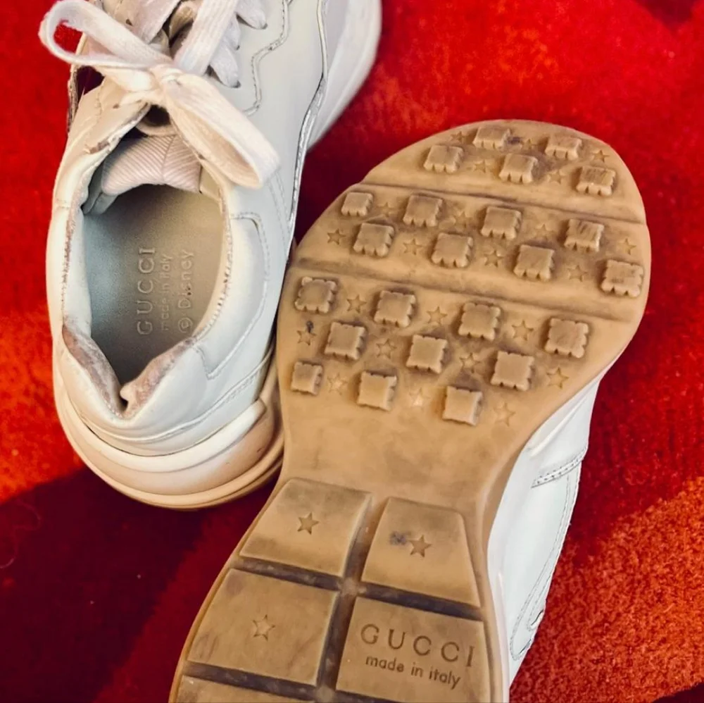 Gucci Disney Mickey Mouse Sneakers.Women’s 6.5US,(37 Europe).Offwhite. Authentic - Picture 4 of 6